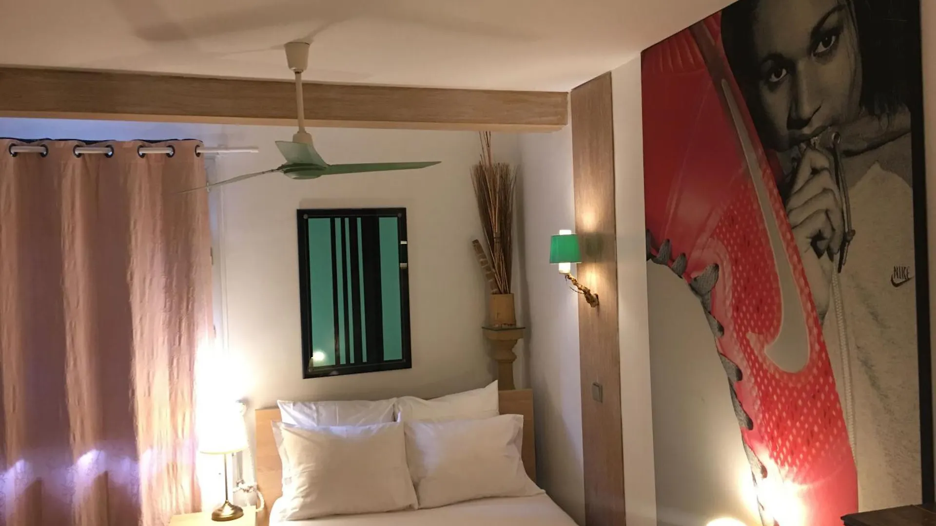 Appartement Red Flat Paris 0*,  France